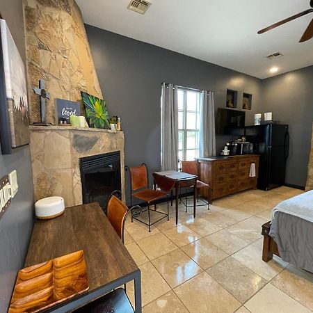 Sunset Suite - Cave Creek Guest Suites Bagian luar foto
